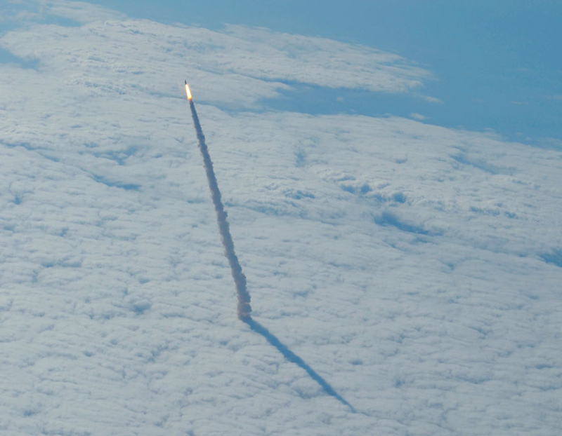 Illustration for article titled Obama Dreams of Space, But Where's the Money for a Mars Expedition?